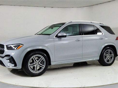 Used 2024 Mercedes-Benz GLE 450 4MATIC image 3