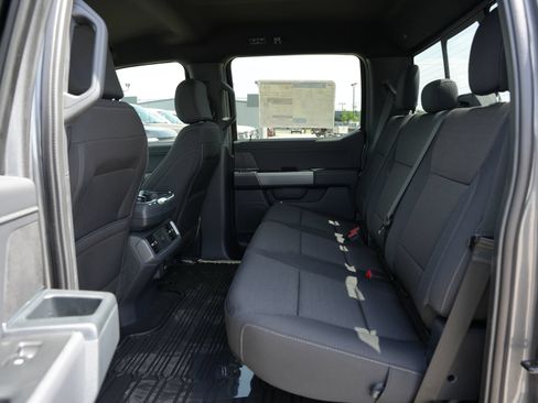 New 2026 Ford F150 XLT w/ Equipment Group 302A MID AWD/4WD image 18