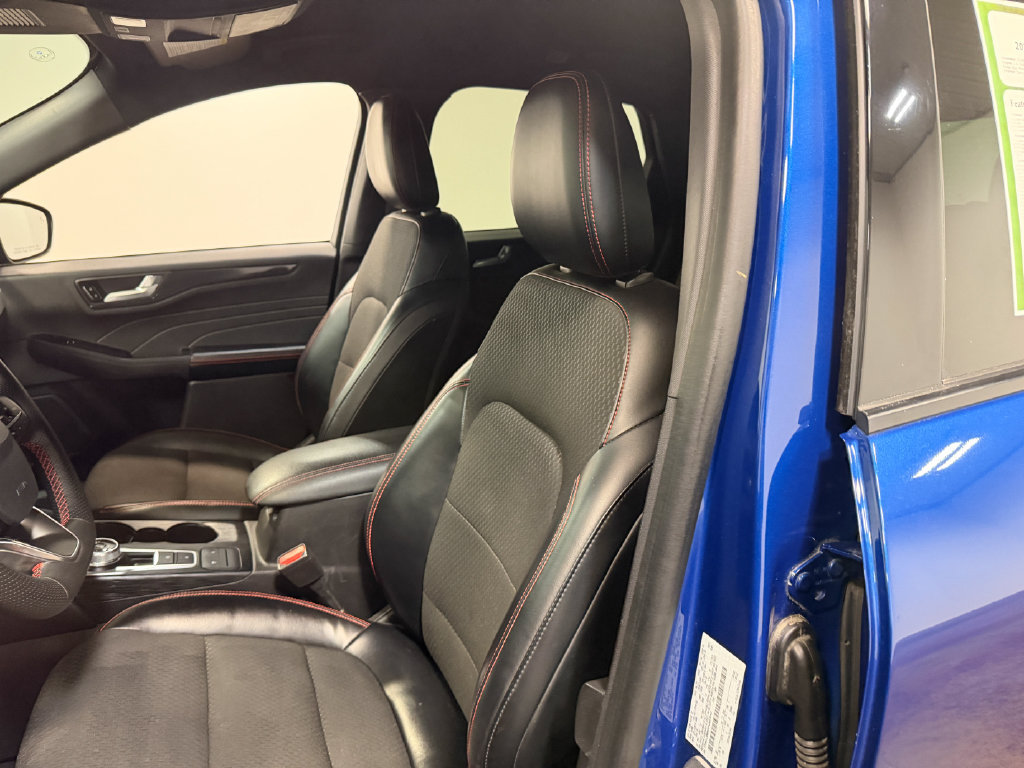 Used 2023 Ford Escape ST-Line AWD/4WD image 58