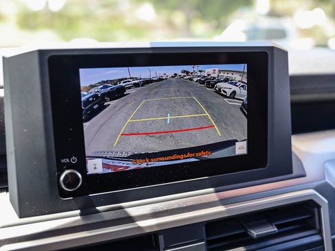 Certified 2025 Toyota 4Runner SR5 AWD/4WD image 23