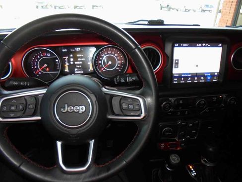 Used 2018 Jeep Wrangler Unlimited Rubicon image 6