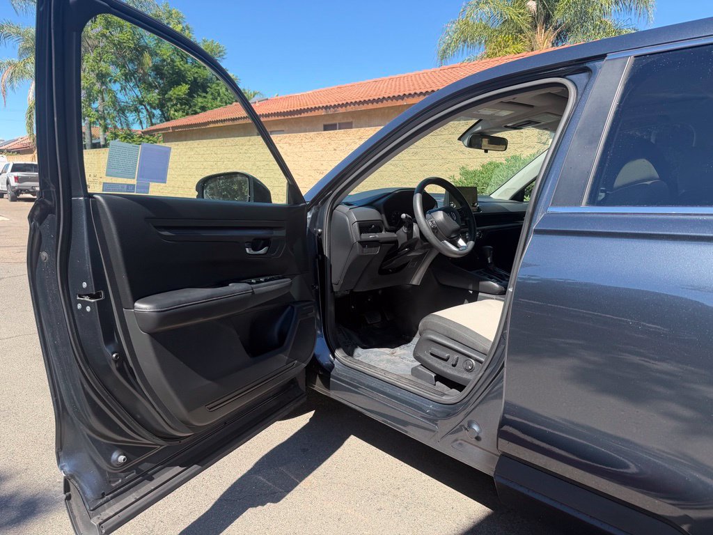Used 2023 Honda CR-V EX image 16
