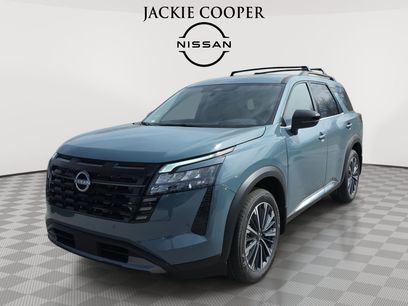 New 2026 Nissan Pathfinder Platinum w/ Cargo Package
