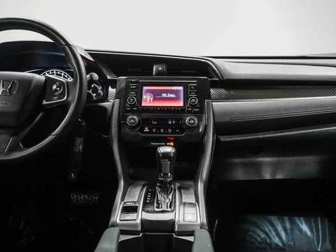 Used 2018 Honda Civic Sport image 13