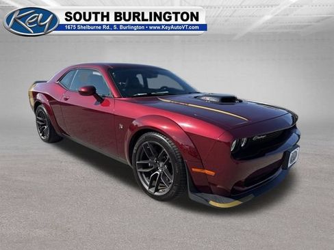 Used 2021 Dodge Challenger R/T Scat Pack RWD image 9