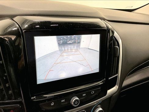 Used 2019 Chevrolet Traverse LT FWD image 26
