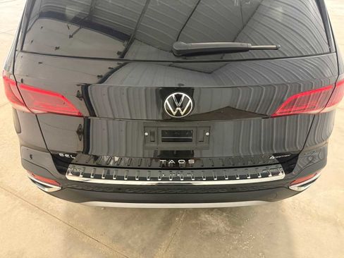 Certified 2023 Volkswagen Taos SEL AWD/4WD image 16