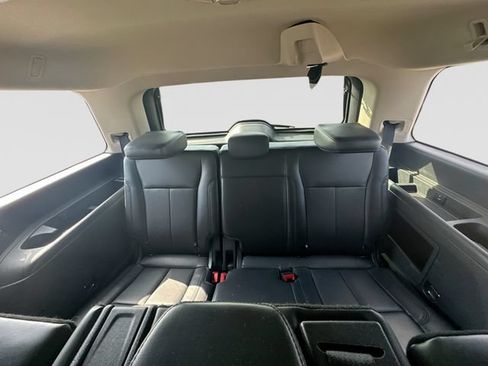 Used 2022 Ford Expedition XLT RWD image 22