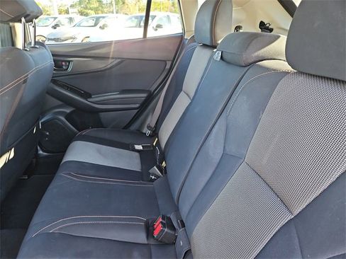 Used 2018 Subaru Crosstrek 2.0i Premium w/ Eyesight System image 12