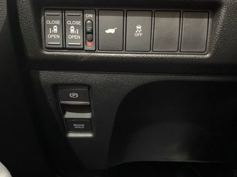 Used 2025 Honda Odyssey Sport-L image 26