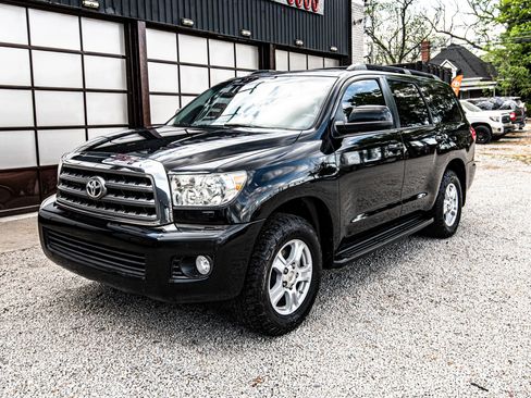 Used 2012 Toyota Sequoia SR5 image 5