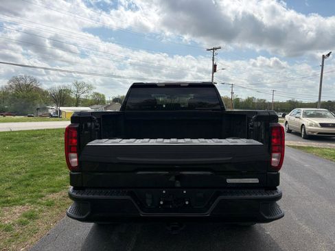 Used 2021 GMC Sierra 1500 Elevation image 5