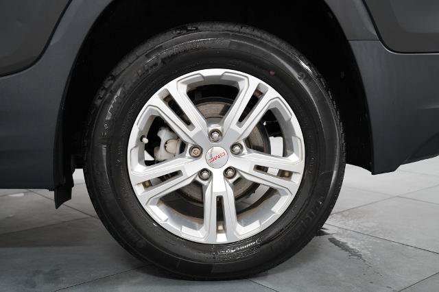 Used 2020 GMC Terrain SLE FWD image 35
