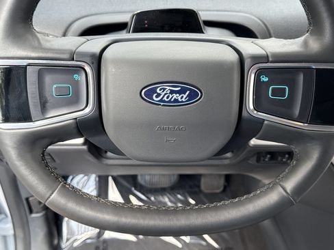 Certified 2025 Ford Expedition Active AWD/4WD image 14