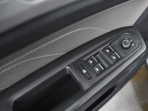 Used 2022 Volkswagen Atlas SEL image 10