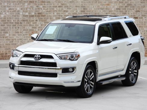Used 2018 Toyota 4Runner Limited RWD image 24