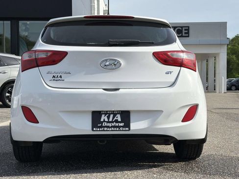 Used 2016 Hyundai Elantra GT FWD image 28