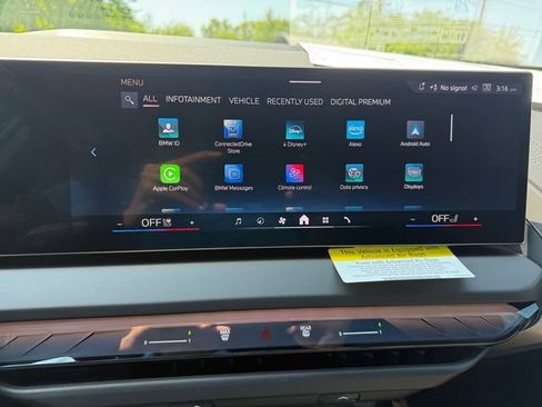 New 2026 BMW X3 xDrive30i w/ Convenience Package AWD/4WD image 28
