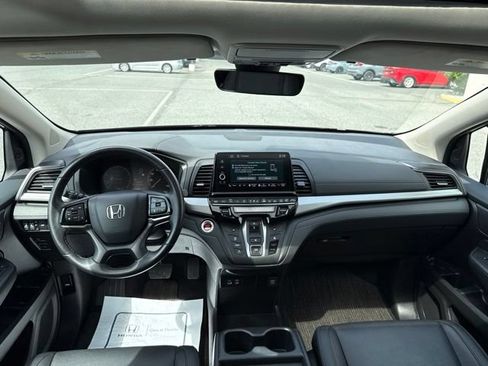 Used 2025 Honda Odyssey EX-L image 15