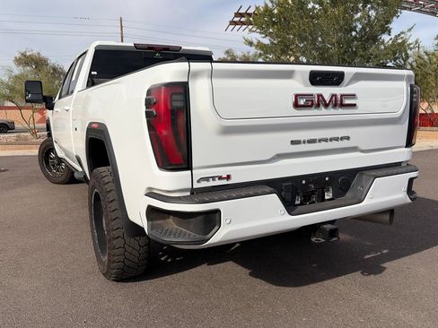 Used 2024 GMC Sierra 3500 AT4 w/ AT4 Premium Plus Package image 5