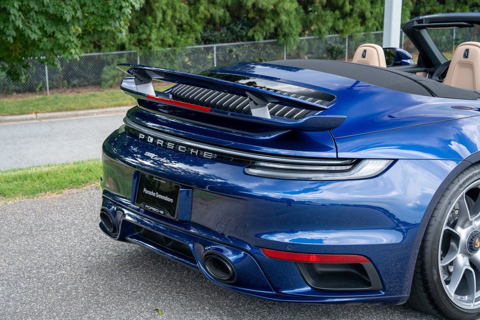 Certified 2025 Porsche 911 Turbo S AWD/4WD image 15