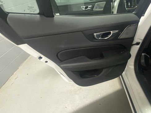 Used 2025 Volvo S60 T8 Ultra image 8