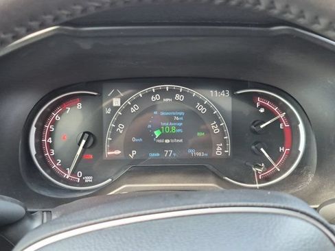 Certified 2025 Toyota RAV4 XLE Premium FWD image 11
