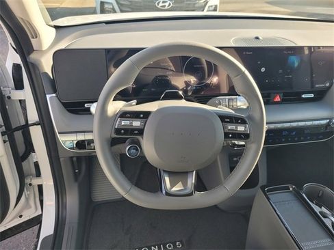 New 2026 Hyundai Ioniq 5 SE image 26