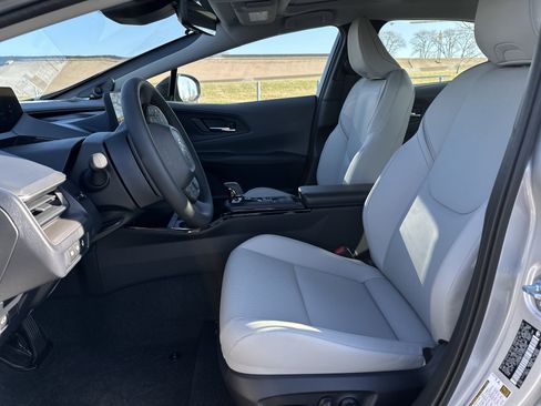 New 2026 Toyota Prius Limited image 15