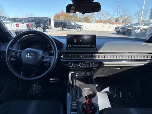 Used 2024 Honda Civic Sport image 14