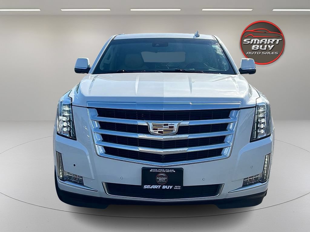 Used 2018 Cadillac Escalade Luxury AWD/4WD image 6