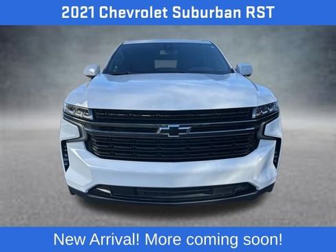 Used 2021 Chevrolet Suburban RST image 2
