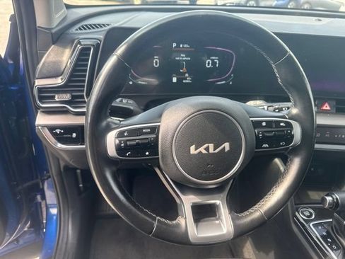 Used 2023 Kia Sportage EX AWD/4WD image 13