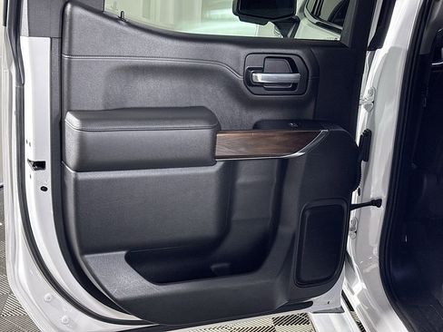 Used 2019 GMC Sierra 1500 SLT w/ SLT Premium Plus Package AWD/4WD image 20