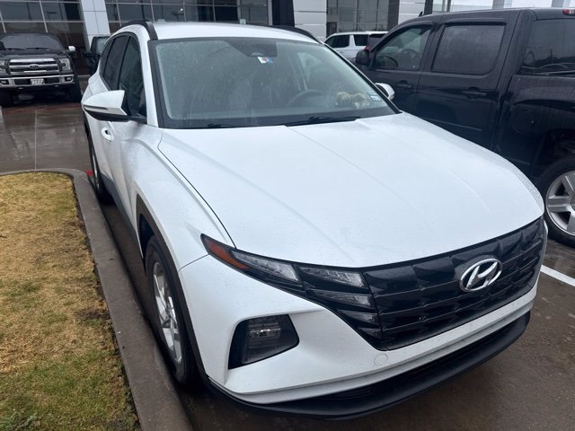 Used 2022 Hyundai Tucson SEL FWD image 2