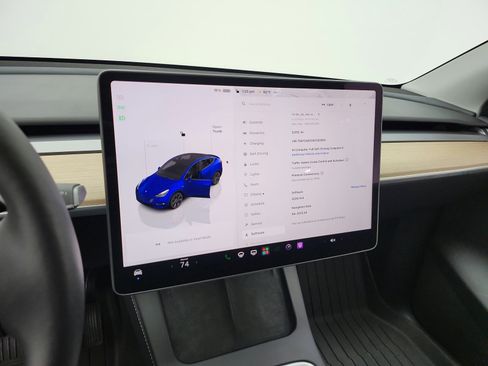 Used 2025 Tesla Model Y Long Range AWD/4WD image 12