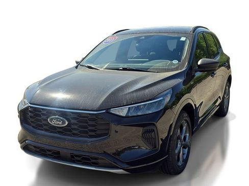 Certified 2023 Ford Escape ST-Line w/ Tech Pack #1 AWD/4WD image 2