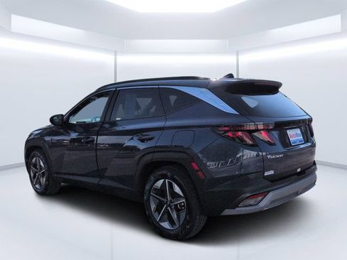 Used 2025 Hyundai Tucson SEL FWD image 5