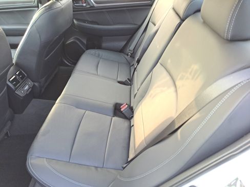 Used 2018 Subaru Legacy 2.5i Limited image 10