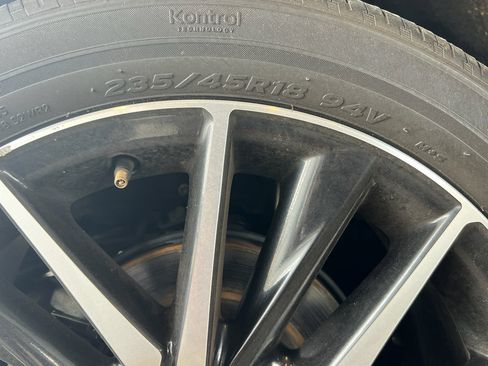 Used 2024 Toyota Camry SE image 12