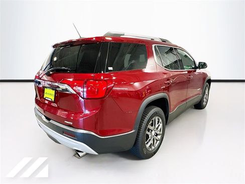 Used 2017 GMC Acadia SLT image 5