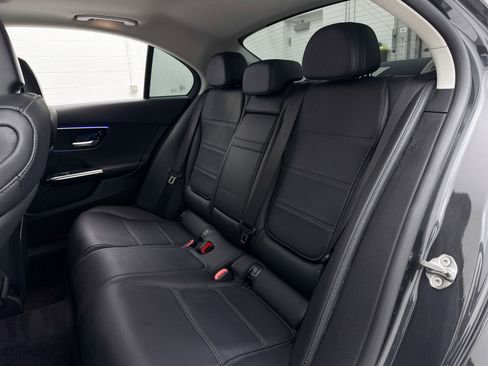 Used 2022 Mercedes-Benz C 300 Sedan image 27