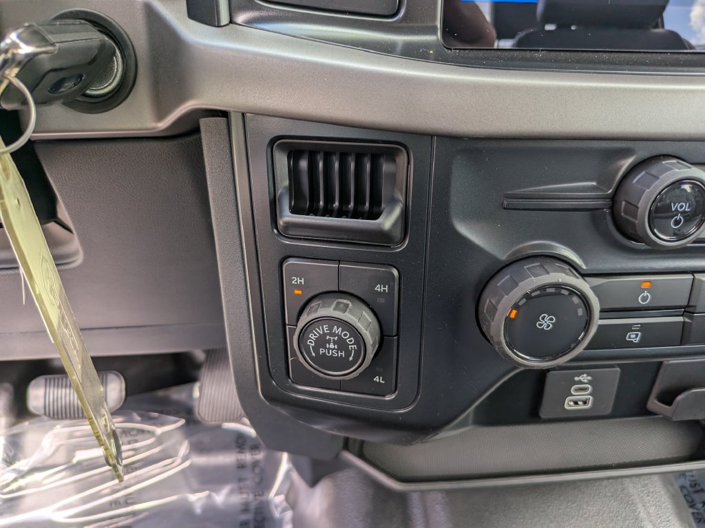 New 2026 Ford F150 XL AWD/4WD image 26
