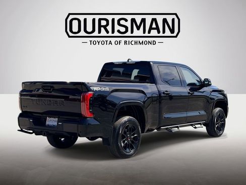 Used 2024 Toyota Tundra Platinum AWD/4WD image 22