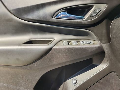 Used 2024 Chevrolet Equinox LT w/ LPO, Floor Liner Package AWD/4WD image 21