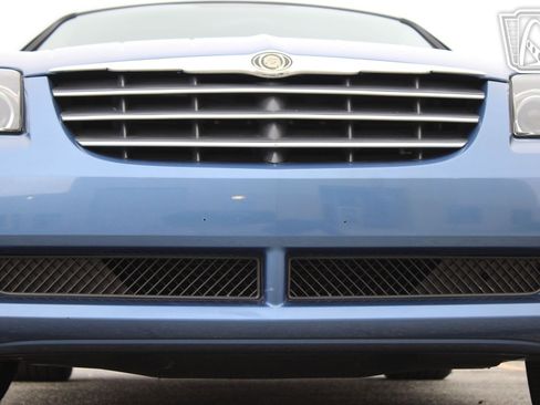 Used 2007 Chrysler Crossfire Limited image 25