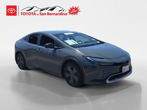 Certified 2023 Toyota Prius Prime FWD image 7