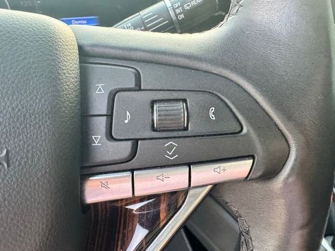 Used 2021 Cadillac Escalade Premium Luxury RWD image 24