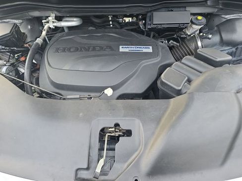 Used 2017 Honda Pilot Touring image 42