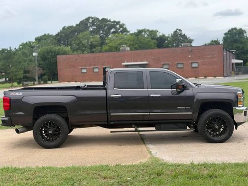 Used 2015 Chevrolet Silverado 2500 LTZ w/ Duramax Plus Package AWD/4WD image 6